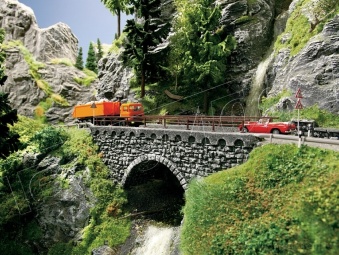 Noch 58690 Ponte stradale e ferroviario in pietra