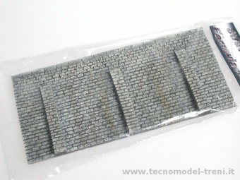 Tecnomodel SFM017 Muro in pietra con triplo contrafforte 200 x 95 mm