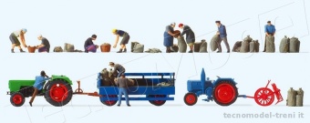 Preiser 13008 Raccoglitori di patate con mezzi agricoli