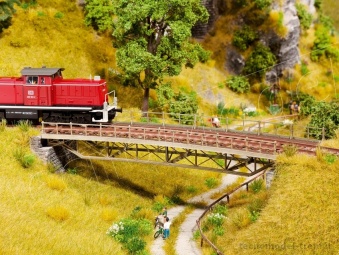 Noch 67025 Ponte ferroviario in curva, serie Laser cut kit