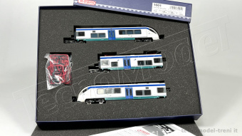 Vitrains 1001 FS elettrotreno ''Minuetto'' ME (elettrico) convoglio in tre elementi di Trenitalia